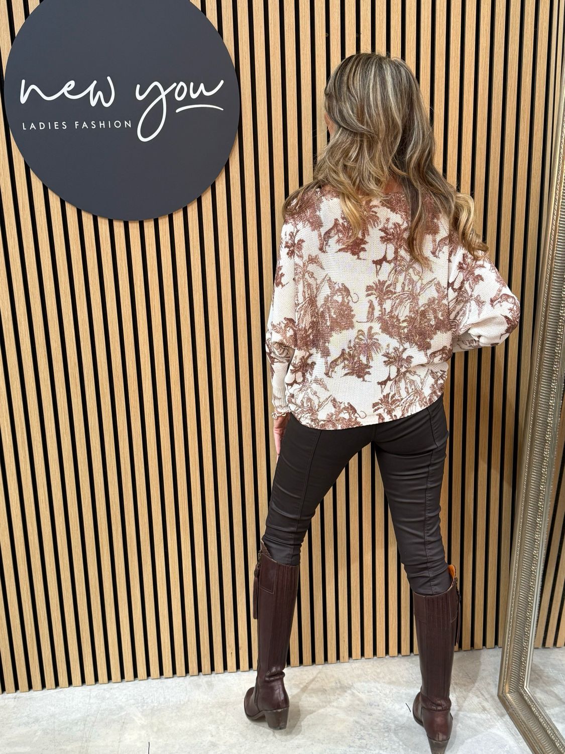 Toile Brown
