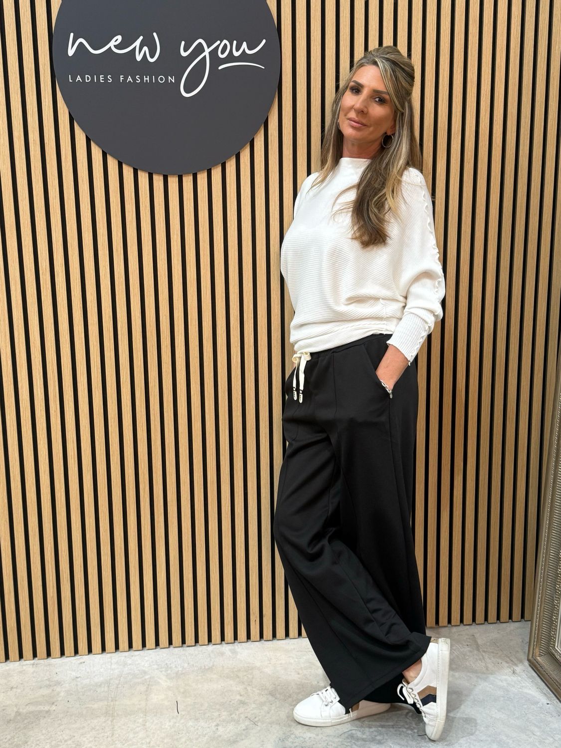 Wide Leg Draw String Trousers - Black
