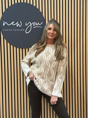 Viva - Patterned Knit Jumper - Beige