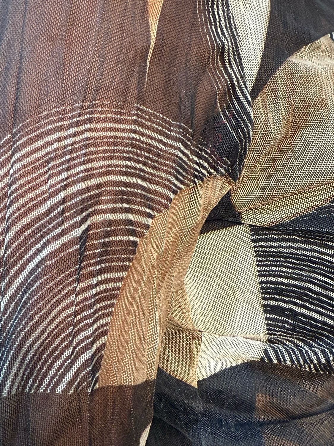 Abstract Print Mesh Top - Black/Brown