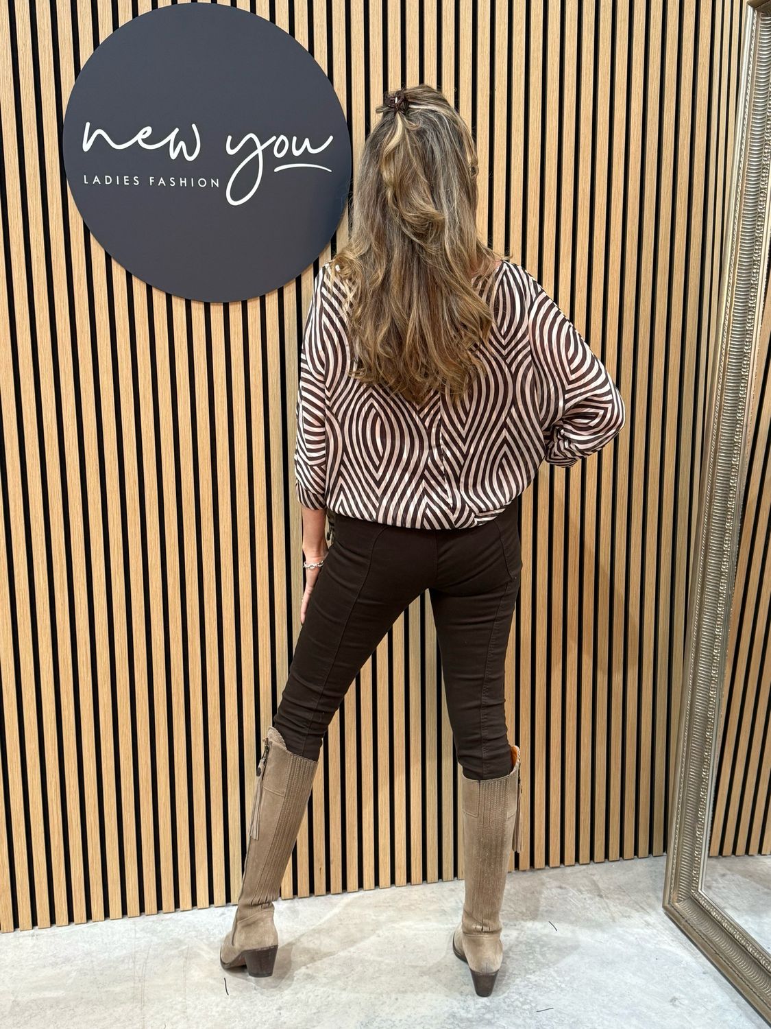 Abstract Print Tie Hem Top - Brown
