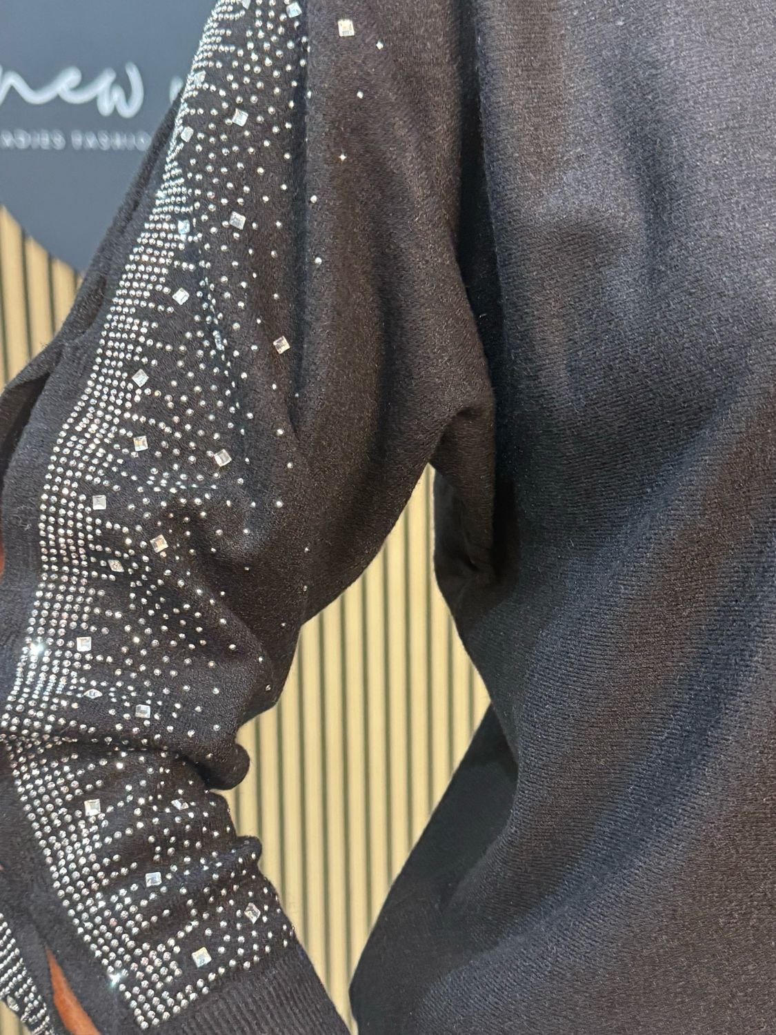 Embellished Cut Sleeve Jumper - Black