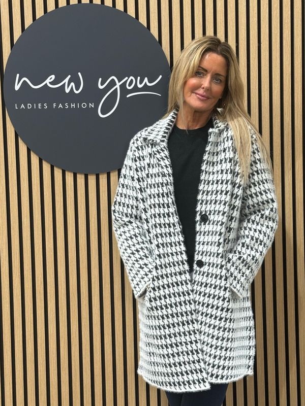 Houndstooth Print Button Coat - Black/White