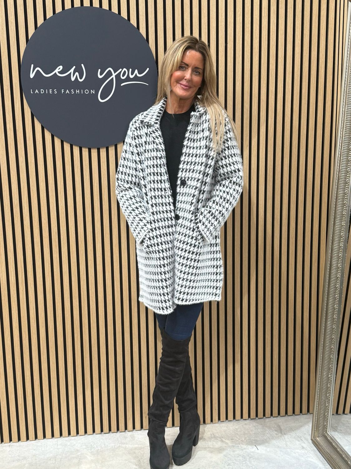 Houndstooth Print Button Coat - Black/White