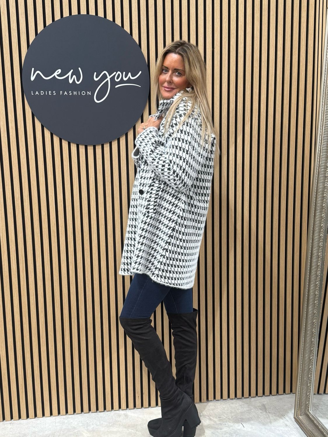 Houndstooth Print Button Coat - Black/White
