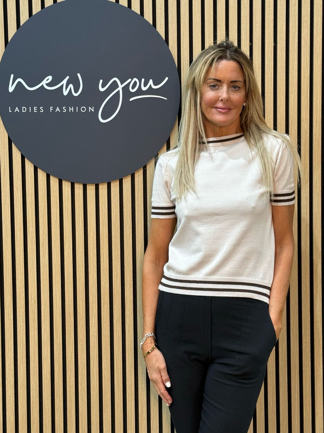 Striped Trim Short Sleeve Sweater - Cream