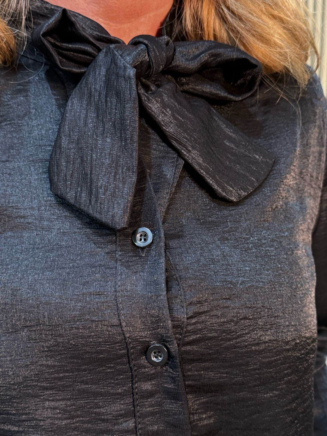 Metallic Pussy Bow Blouse - Black
