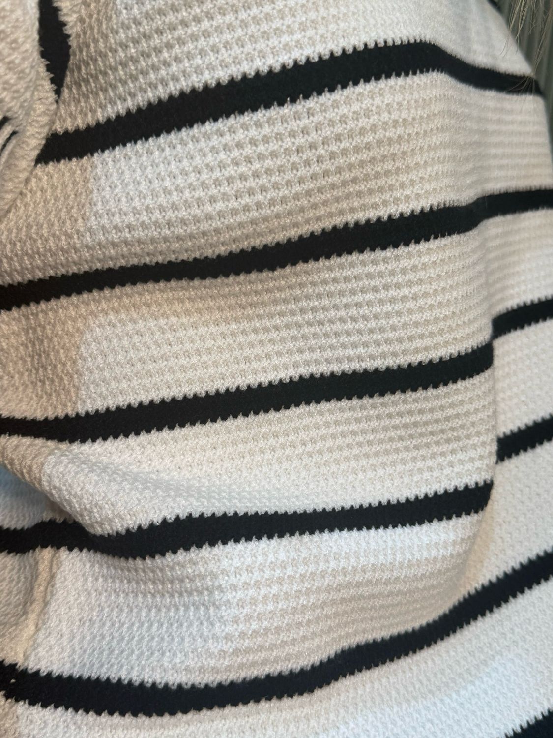 Striped Short Sleeve Knit Jumper - White/Black
