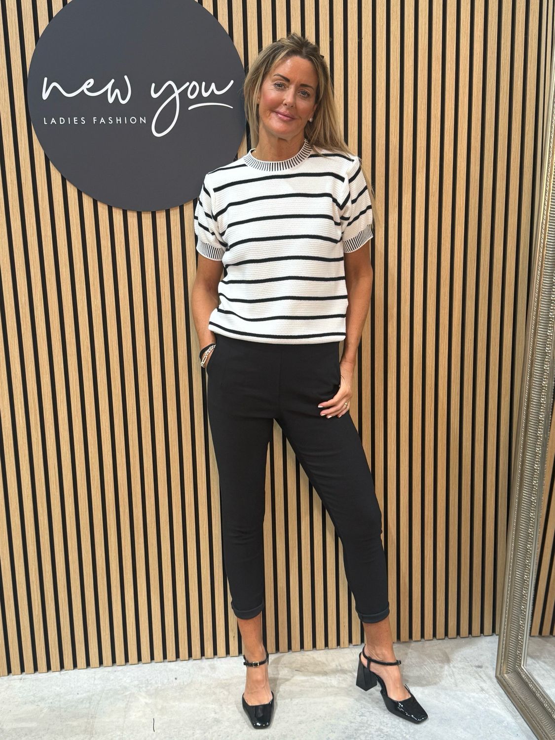 Striped Short Sleeve Knit Jumper - White/Black