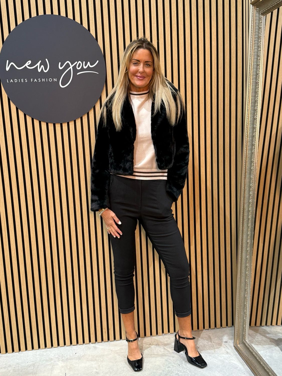 Faux Fur Jacket - Black