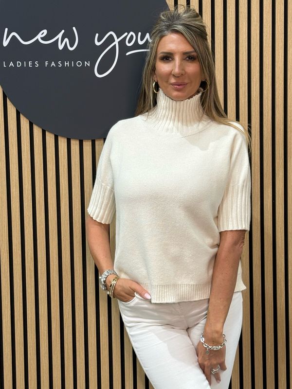 Short Sleeve Knit Top - Cream