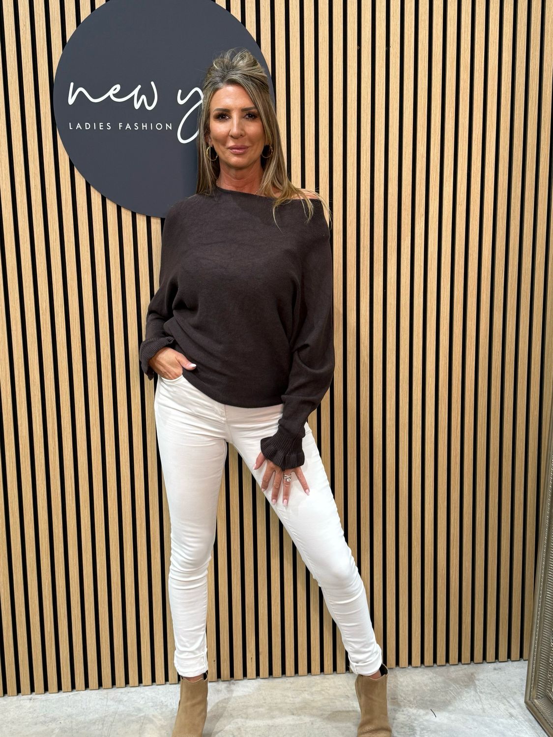 Frill Sleeve Knit Jumper - Brown