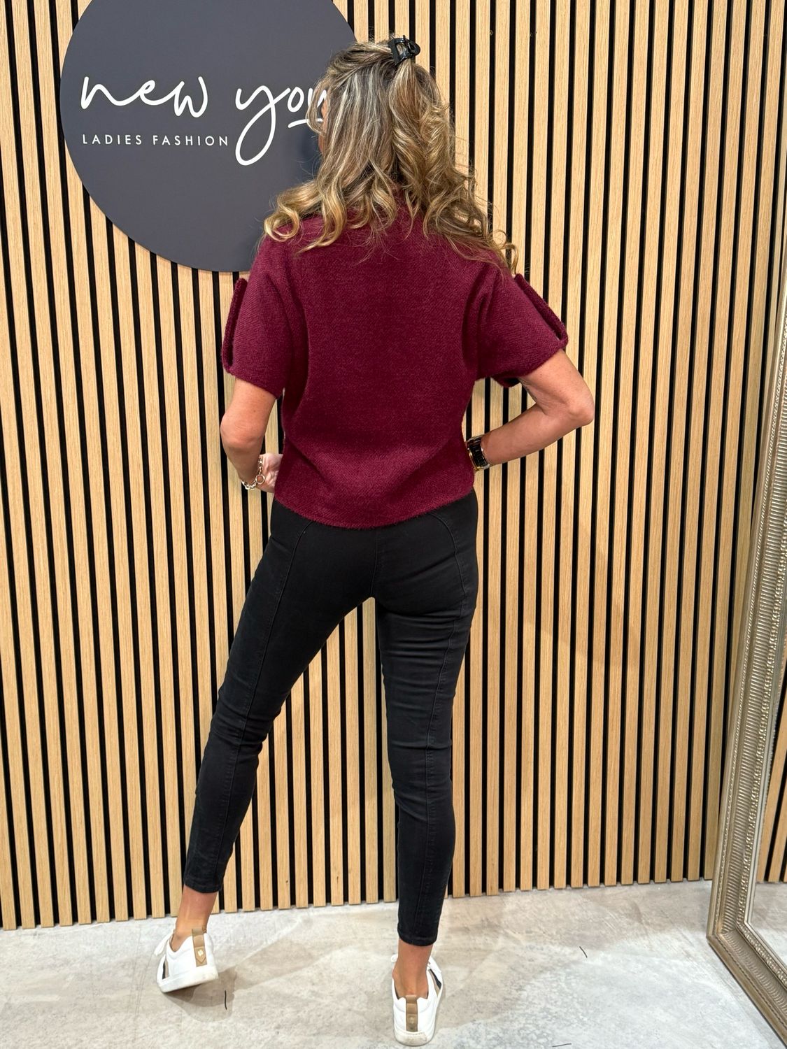 Mila - Button Knit Jacket - Wine