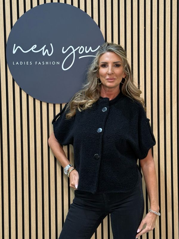 Mila - Button Knit Jacket - Black