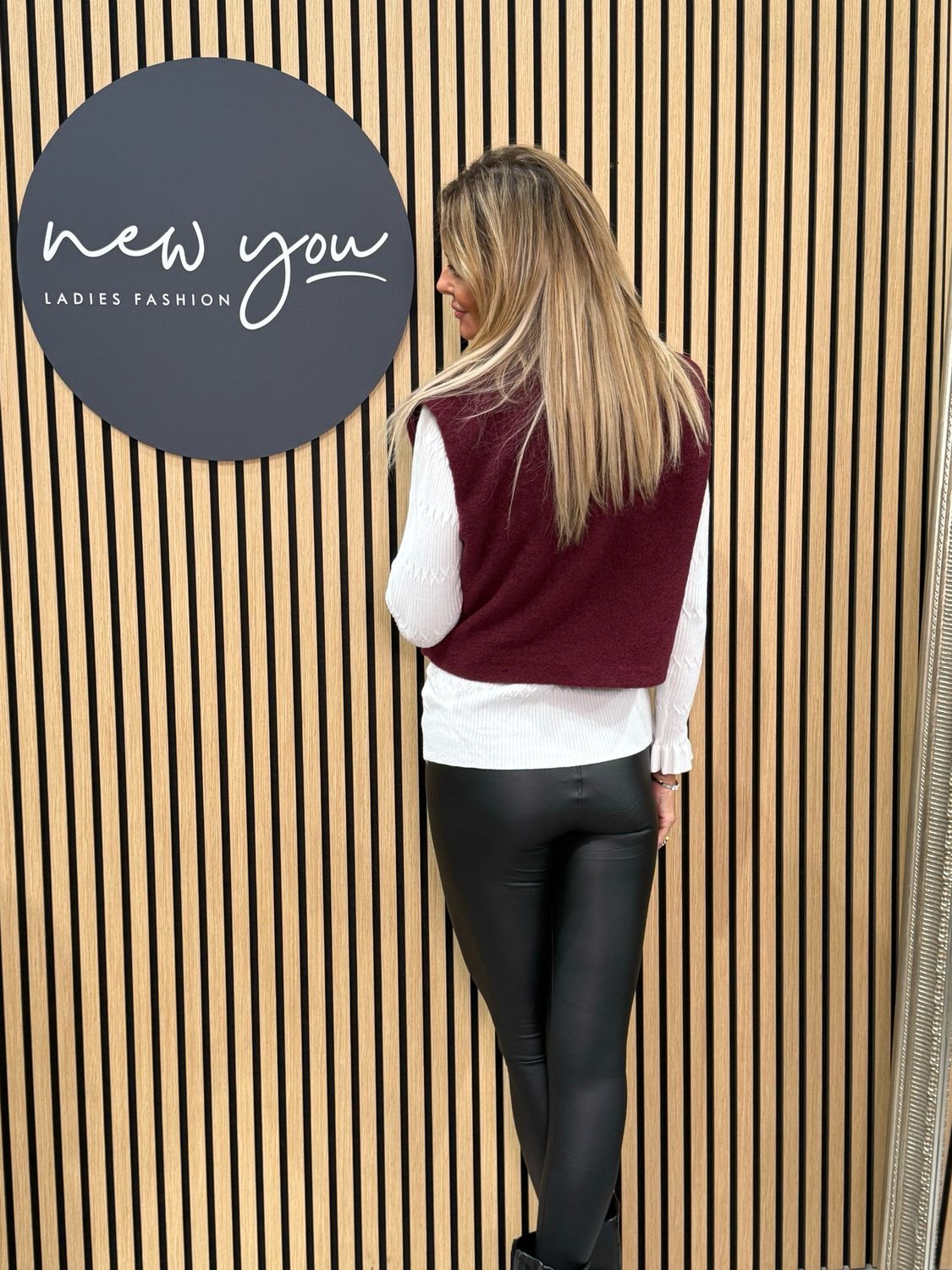 Soft Textured Gilet - Burgundy