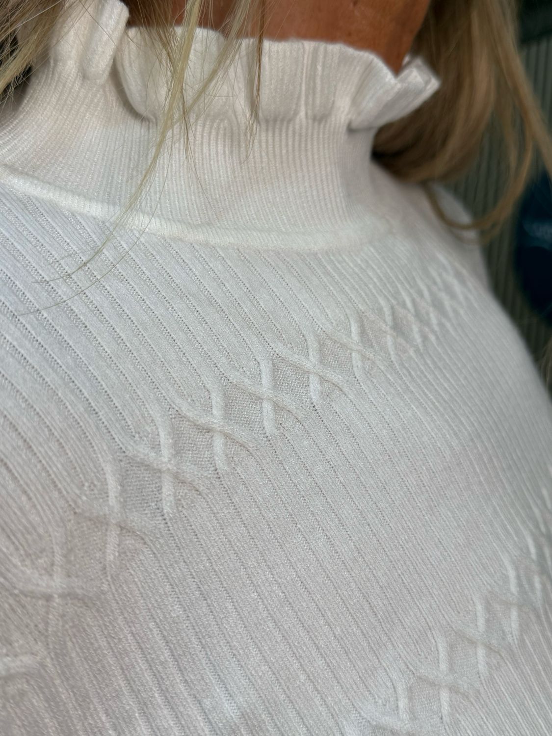 Lillibett - Textured Knit Top - White