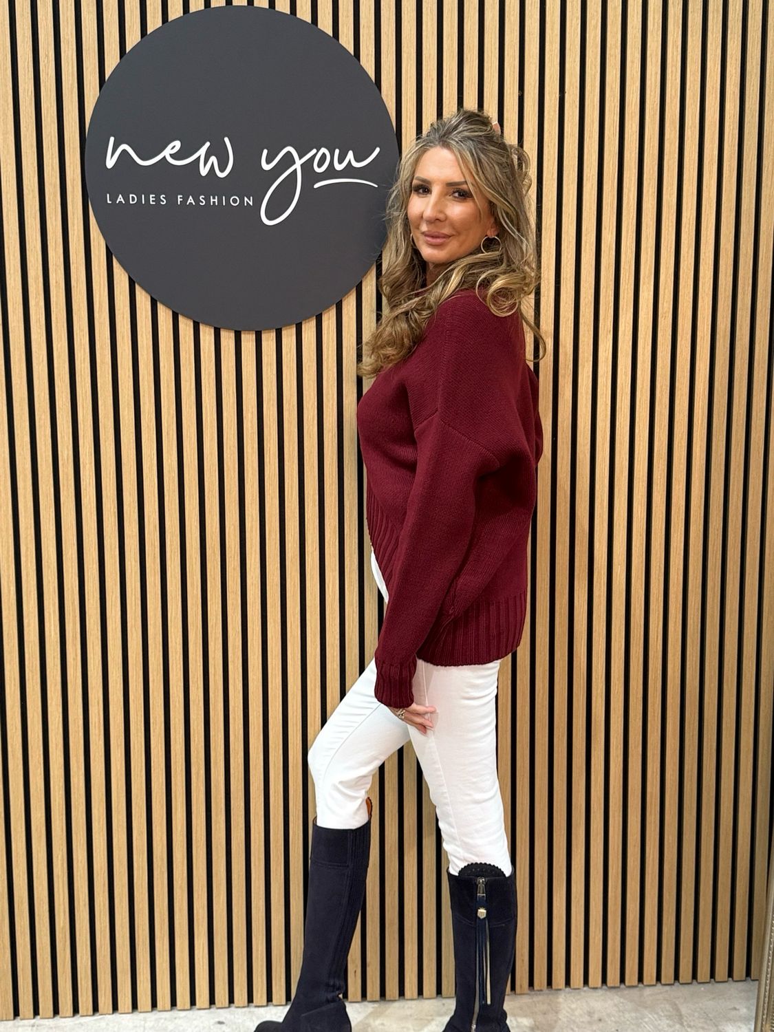 Ribbed Hem Knit Jumper - Burgundy