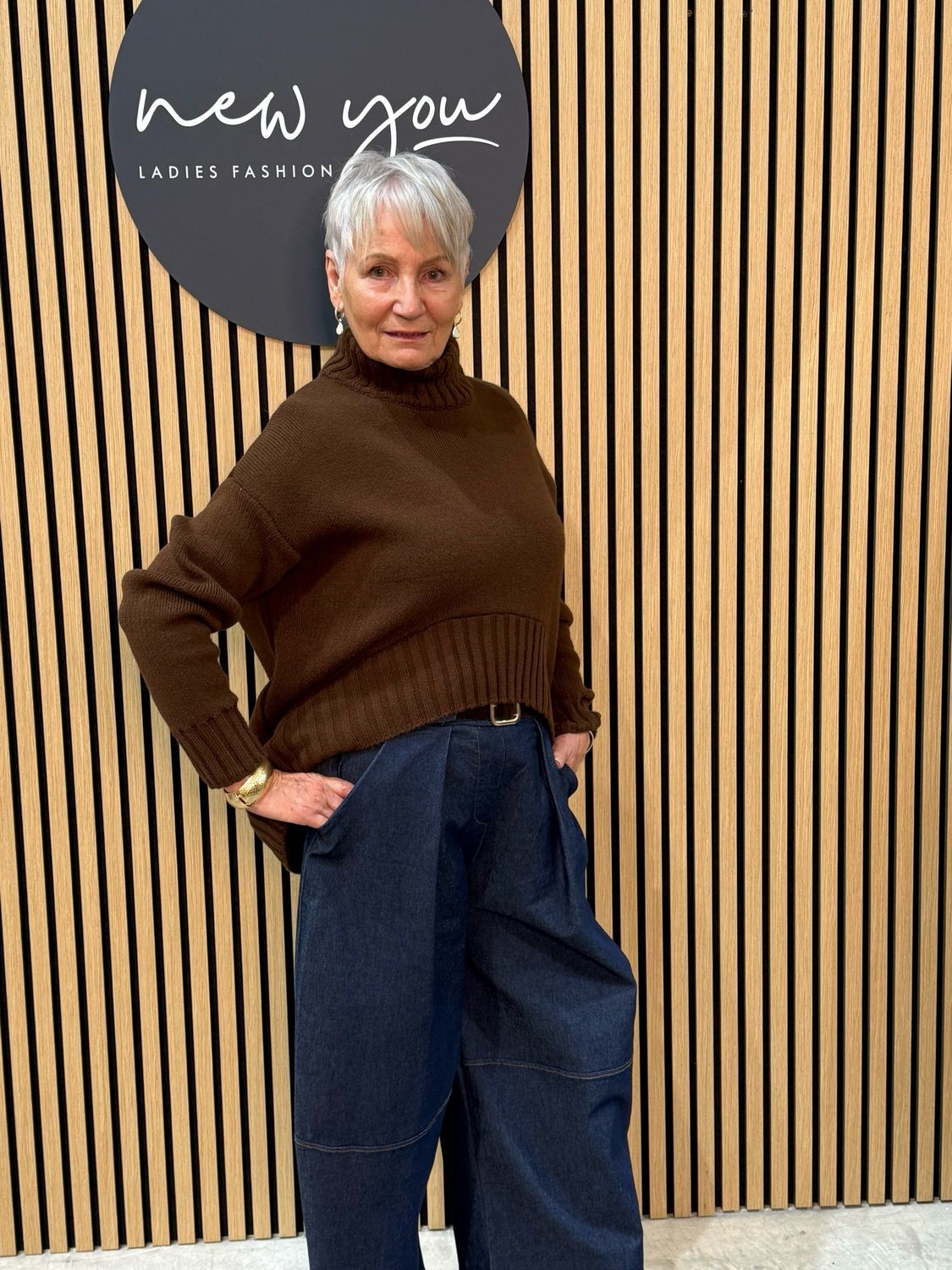 Ribbed Hem Knit Jumper - Brown