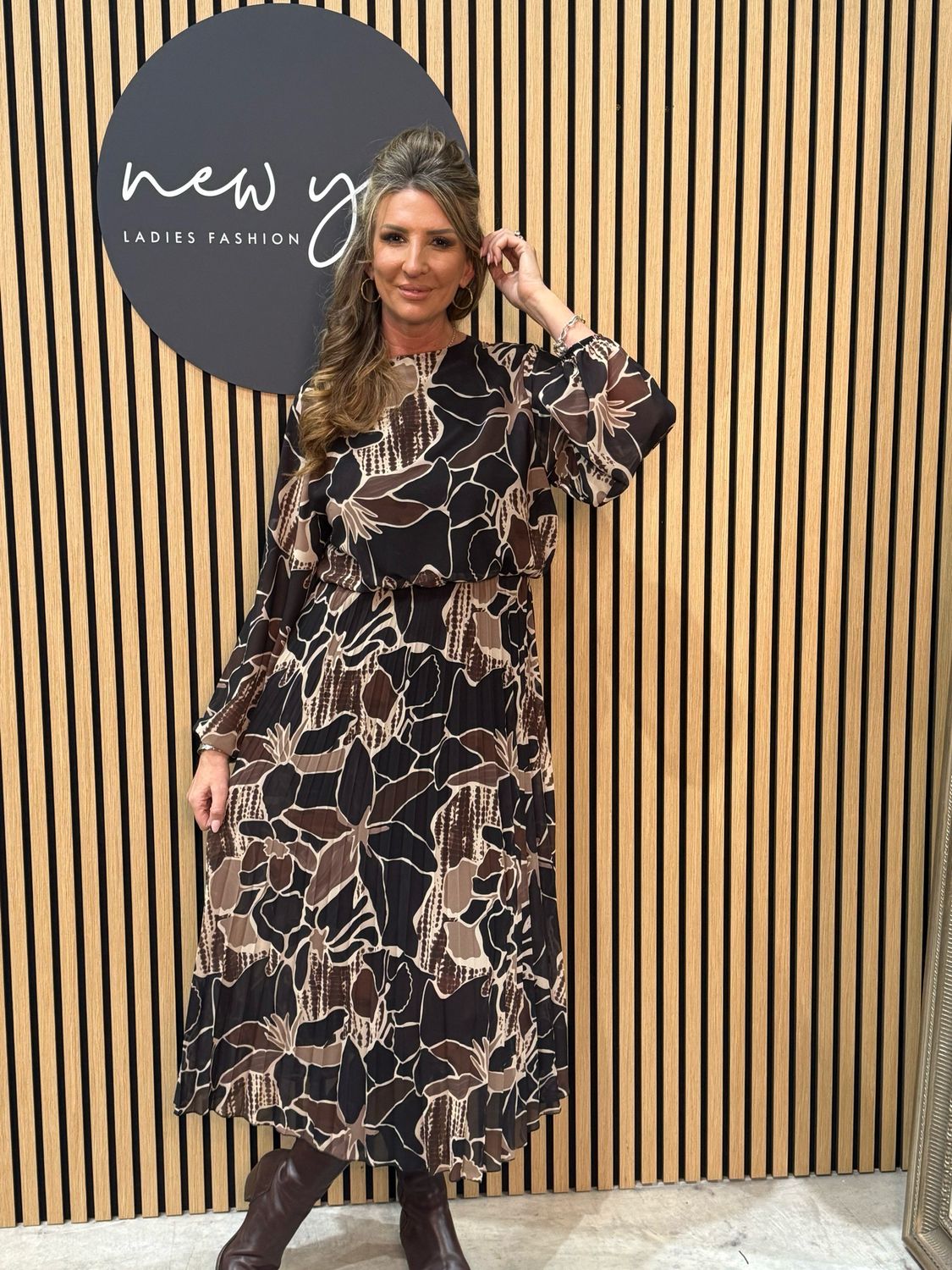 Floral Print Midi Dress- Brown/Black