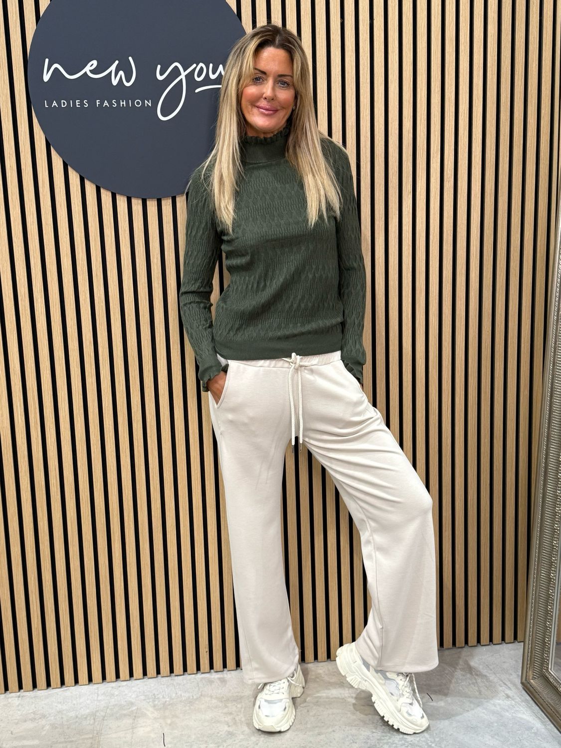 Wide Leg Joggers - Cream