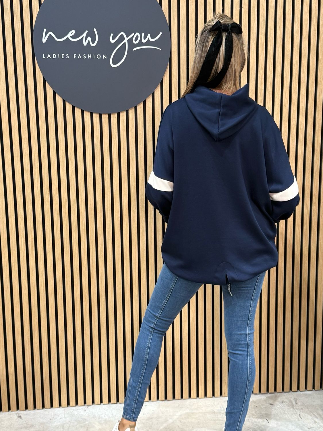 Contrast Trim Hooded Jumper - Navy
