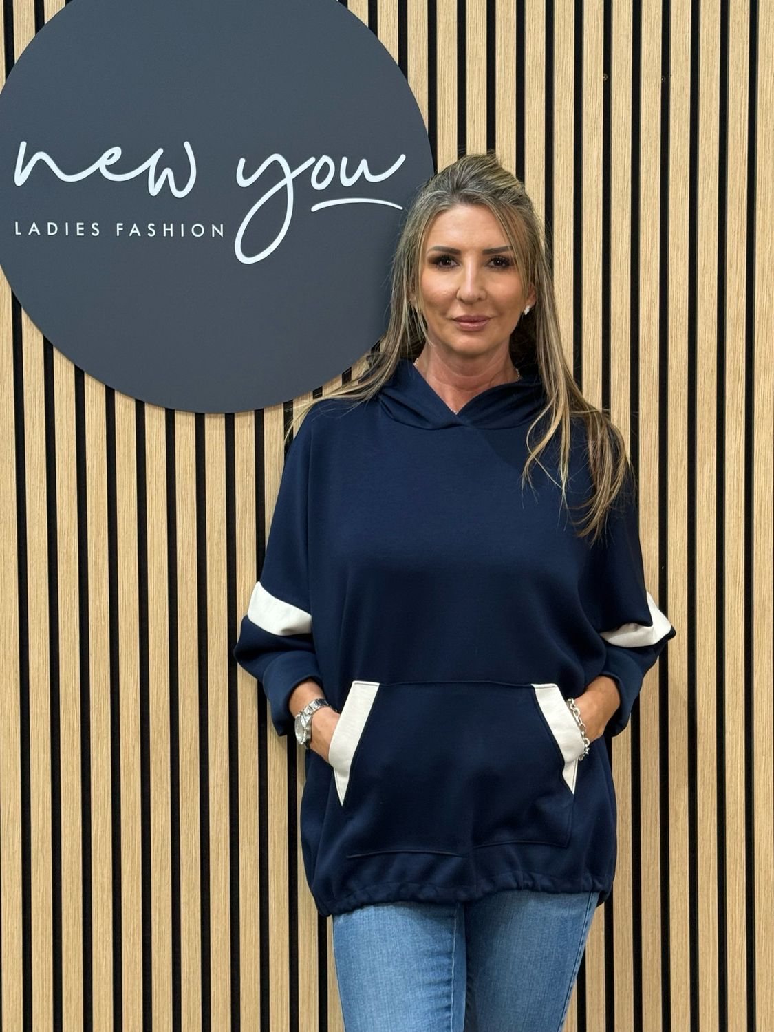 Contrast Trim Hooded Jumper - Navy