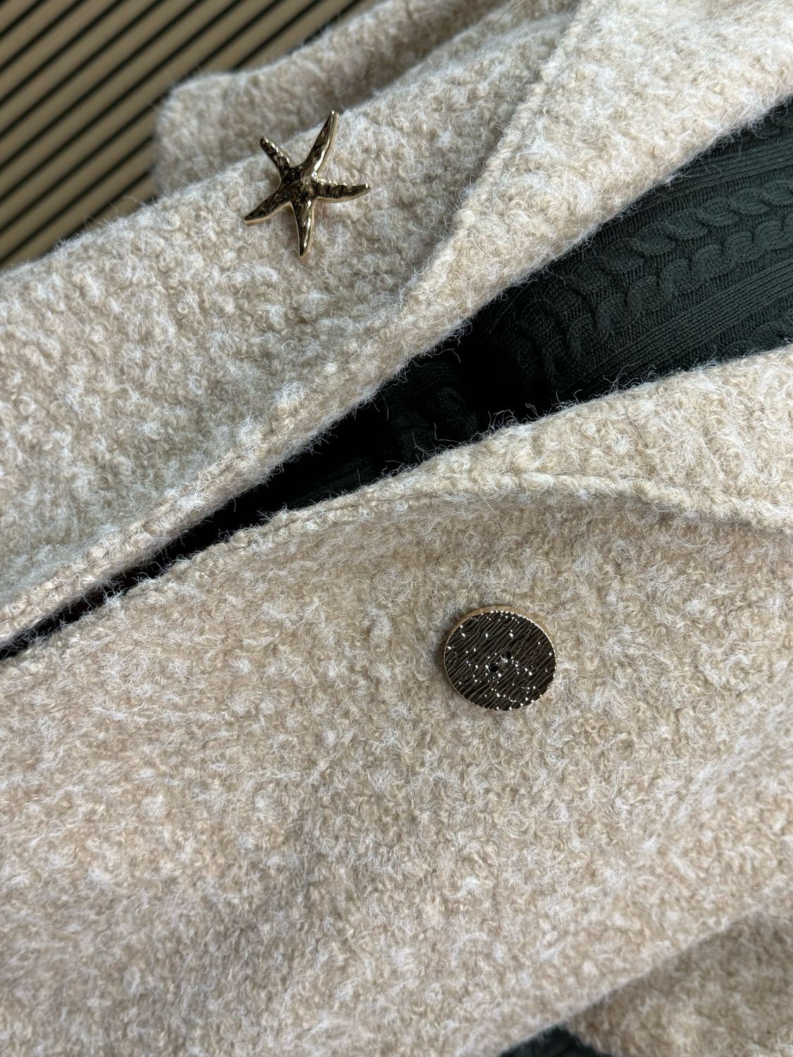 Teddy - Short Poncho - Beige