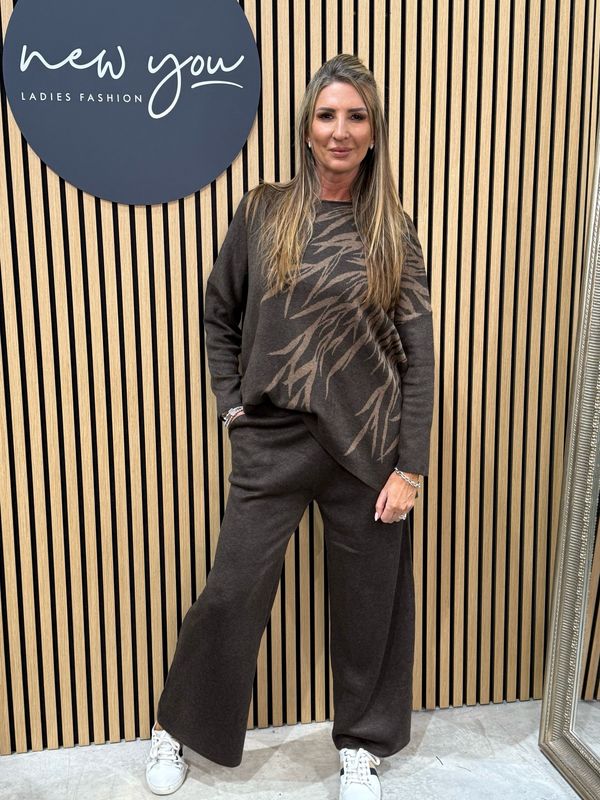 Leaf Print Knit Coord Set - Chocolate