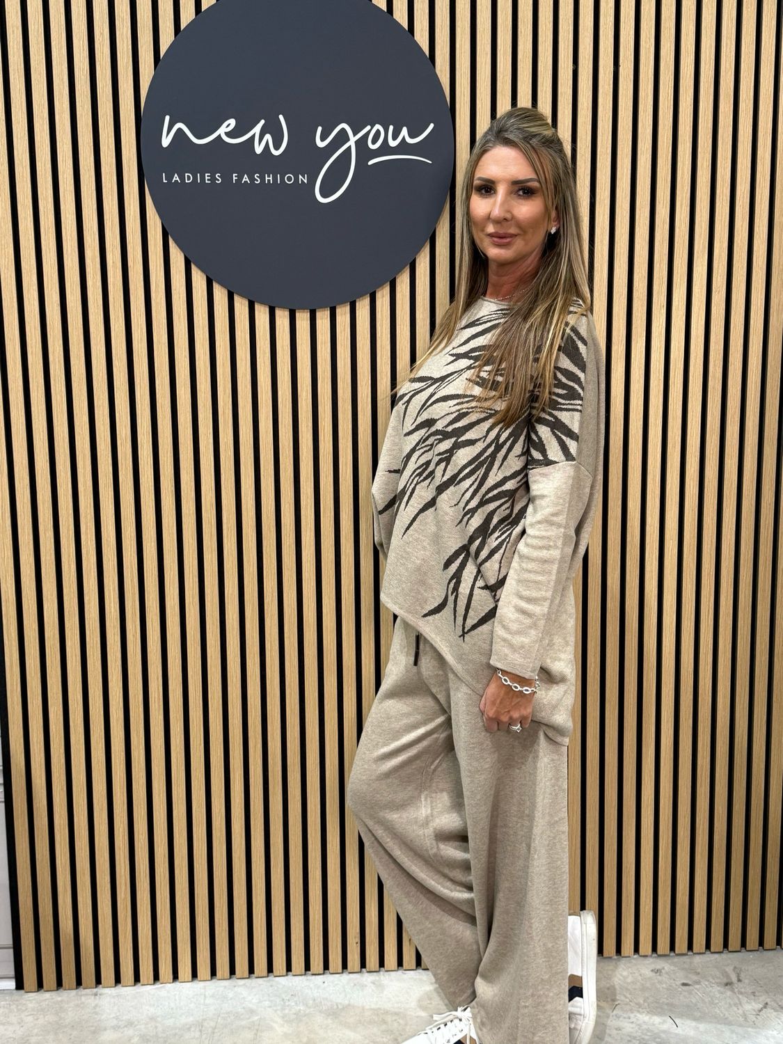 Leaf Print Knit Coord Set - Beige