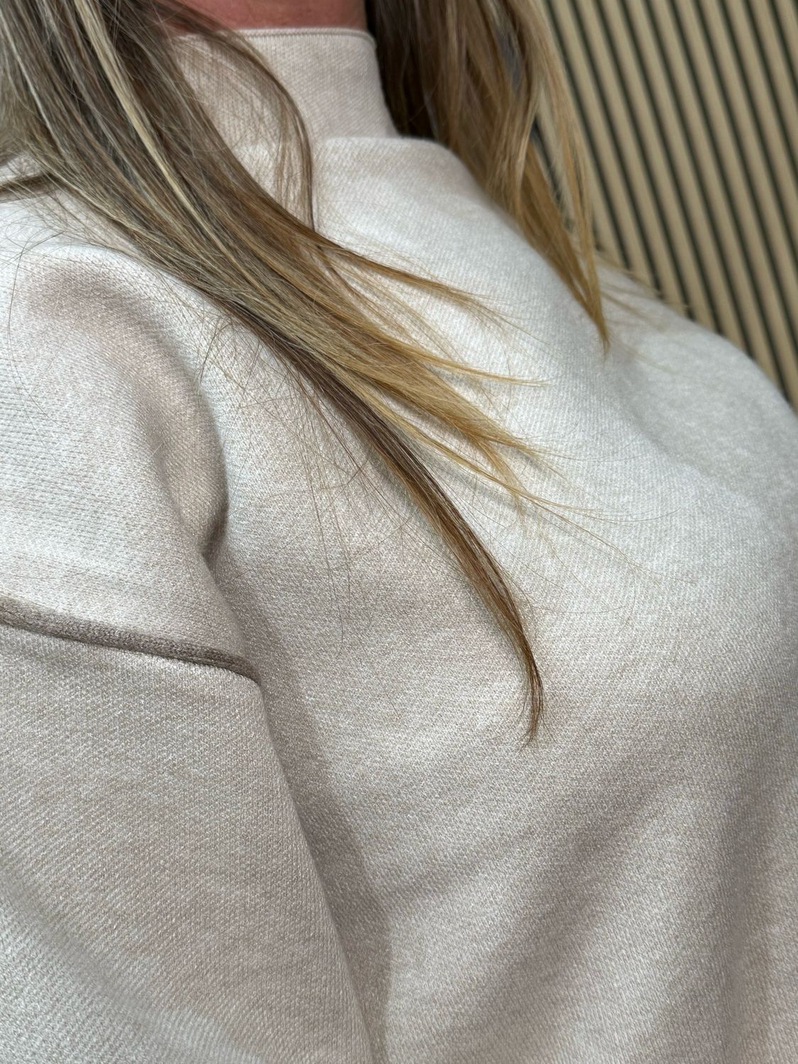 Mara - Contrast Jumper - Beige