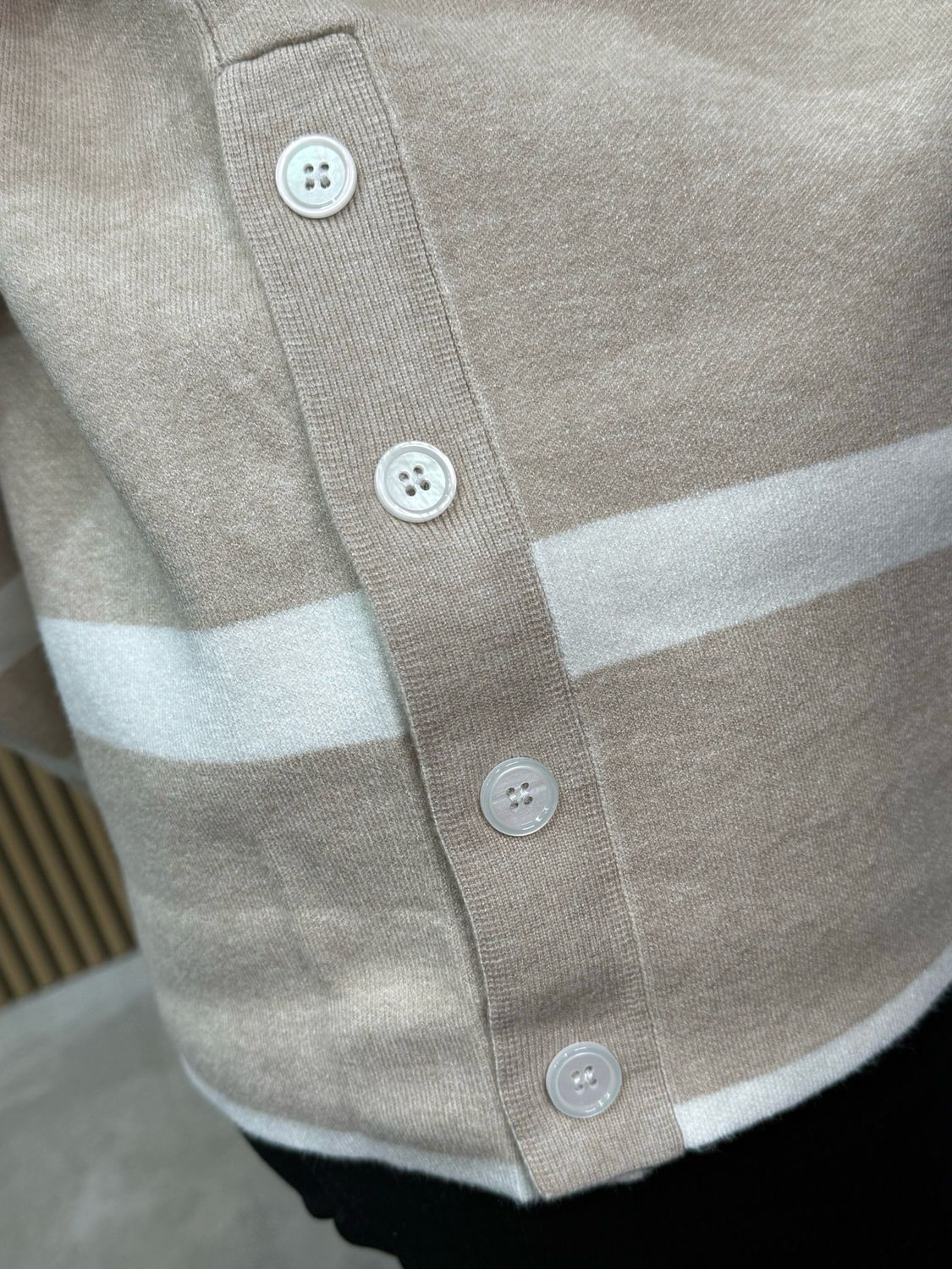 Contrast Button Side Knit Jumper - Beige