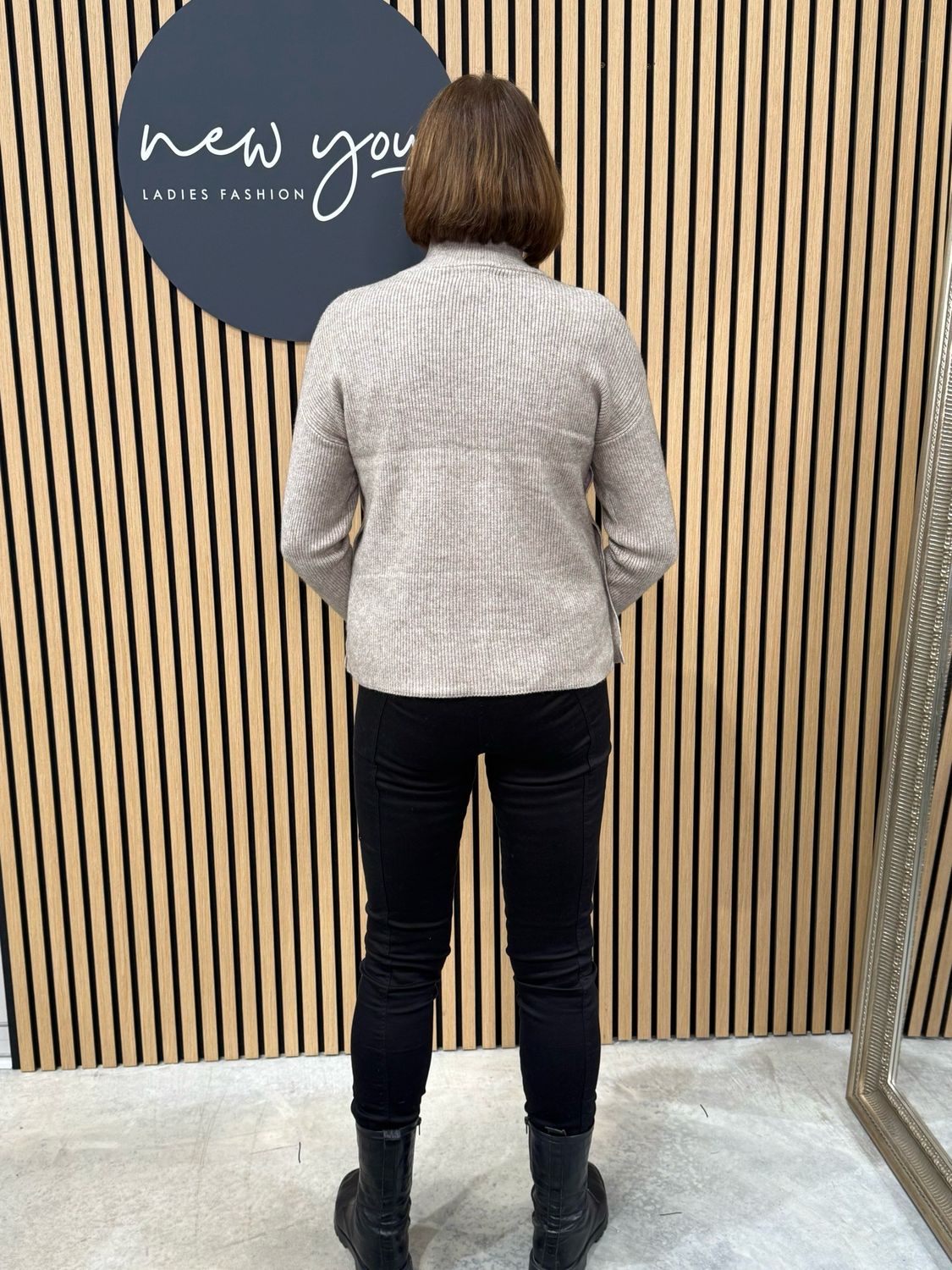 Ribbed Knit Jumper - Grey