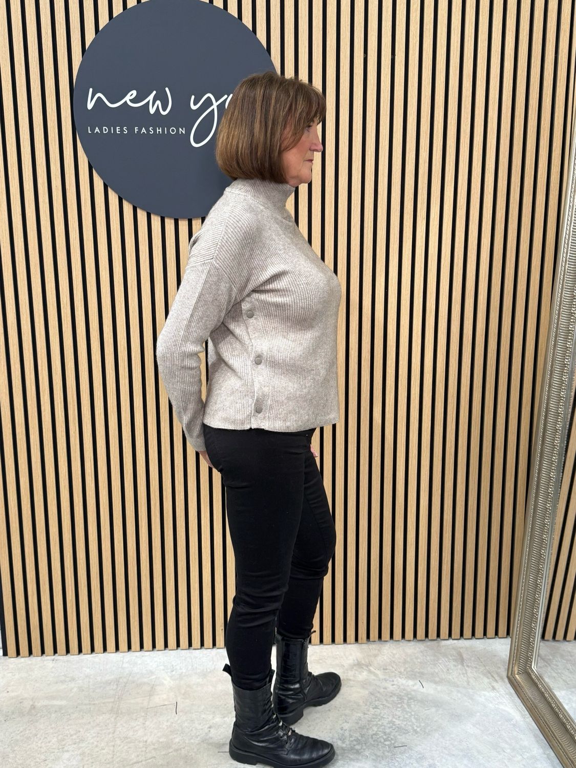 Ribbed Knit Jumper - Grey