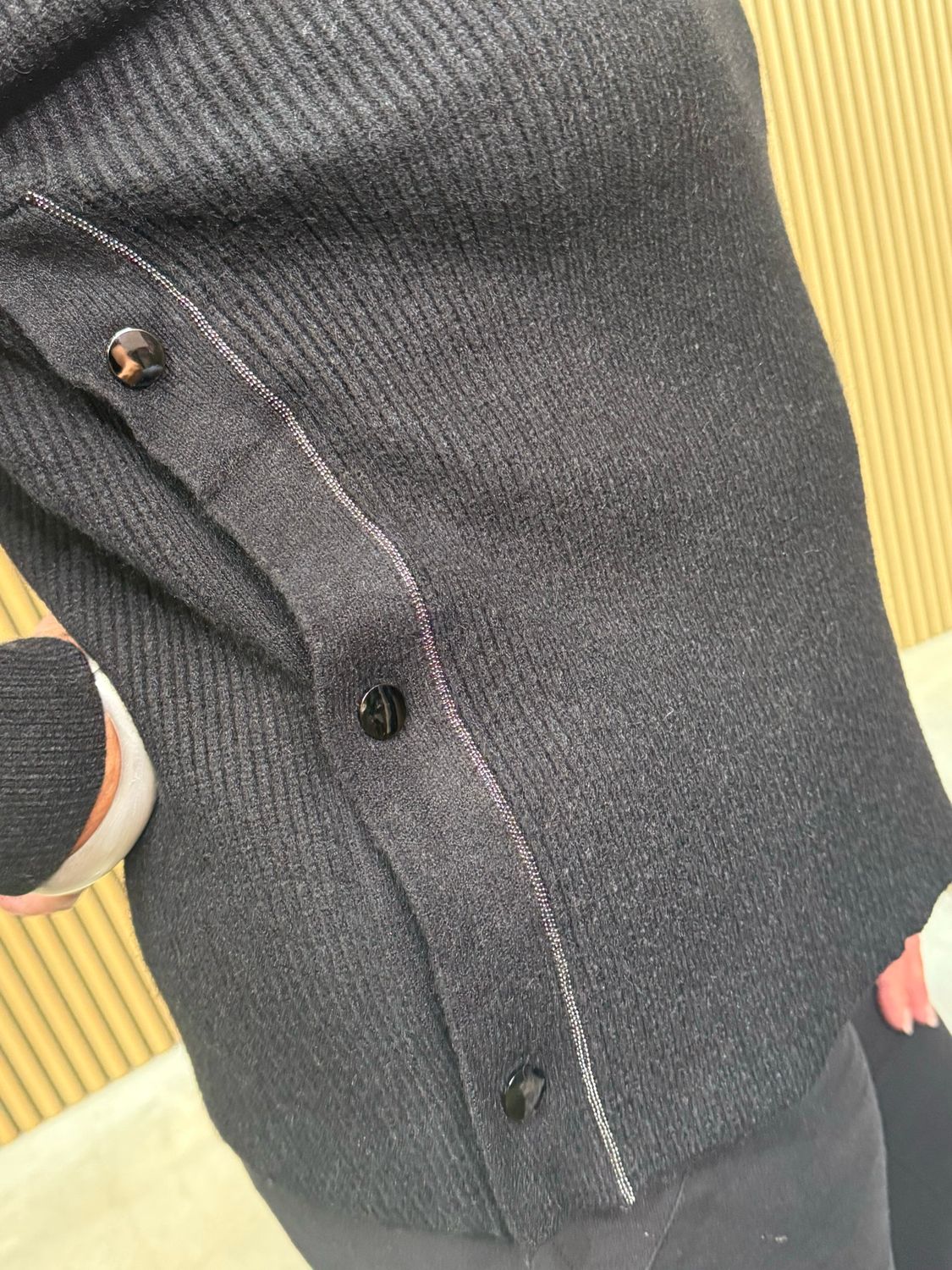 Ribbed Knit Jumper - Black