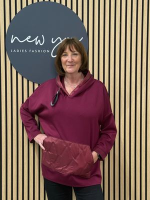 Quilted Pocket Hoodie - Burgundy