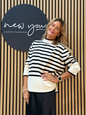 Nora - Relaxed Fit Knit Jumper - White/Black