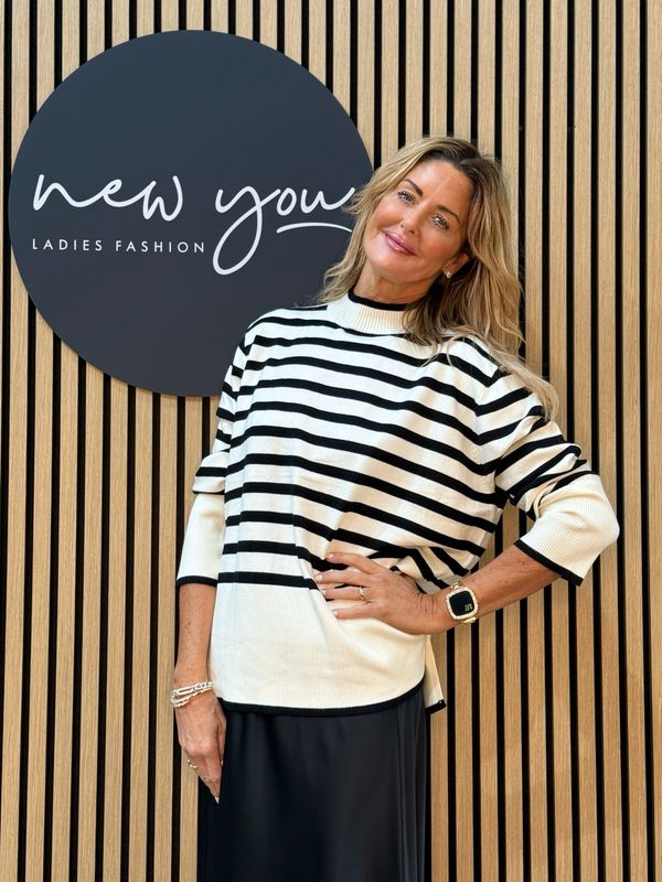 Nora - Relaxed Fit Knit Jumper - White/Black