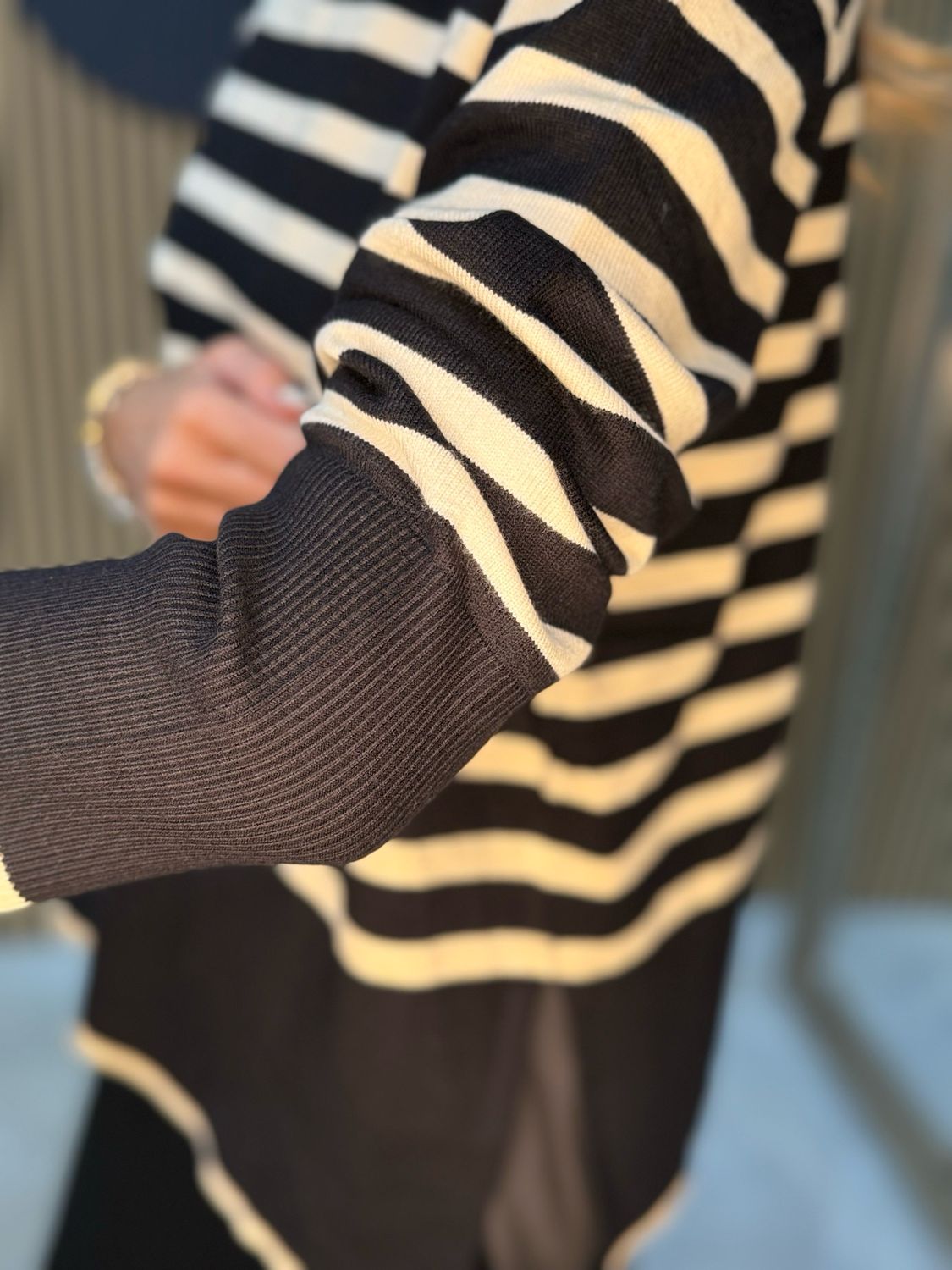 Nora - Relaxed Fit Knit Jumper - Cream/Black