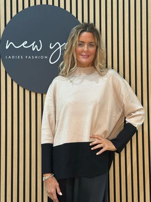 Nora - Relaxed Fit Knit Jumper - Beige/Black