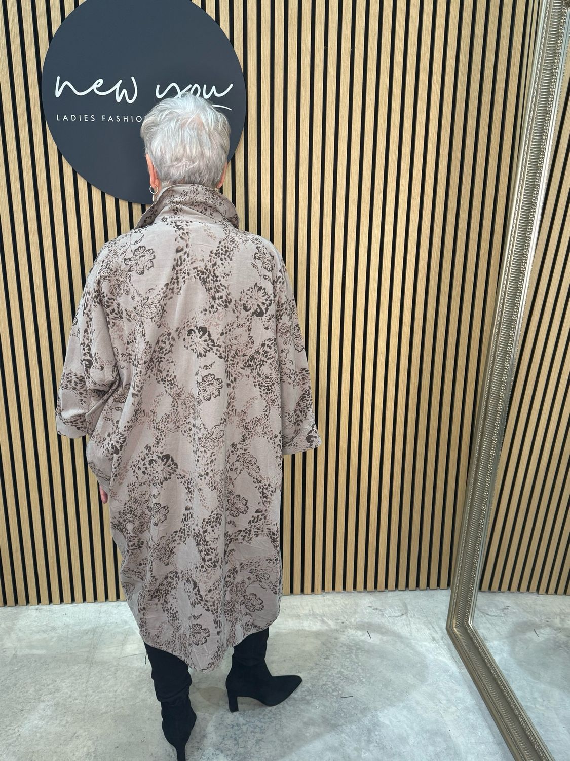 Floral Oversize Jacket - Taupe