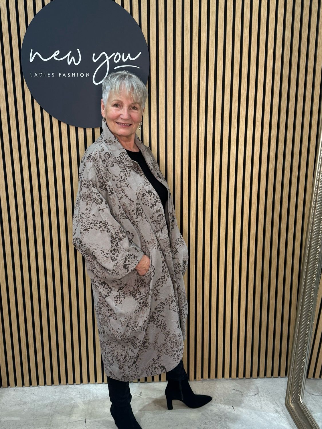 Floral Oversize Jacket - Taupe