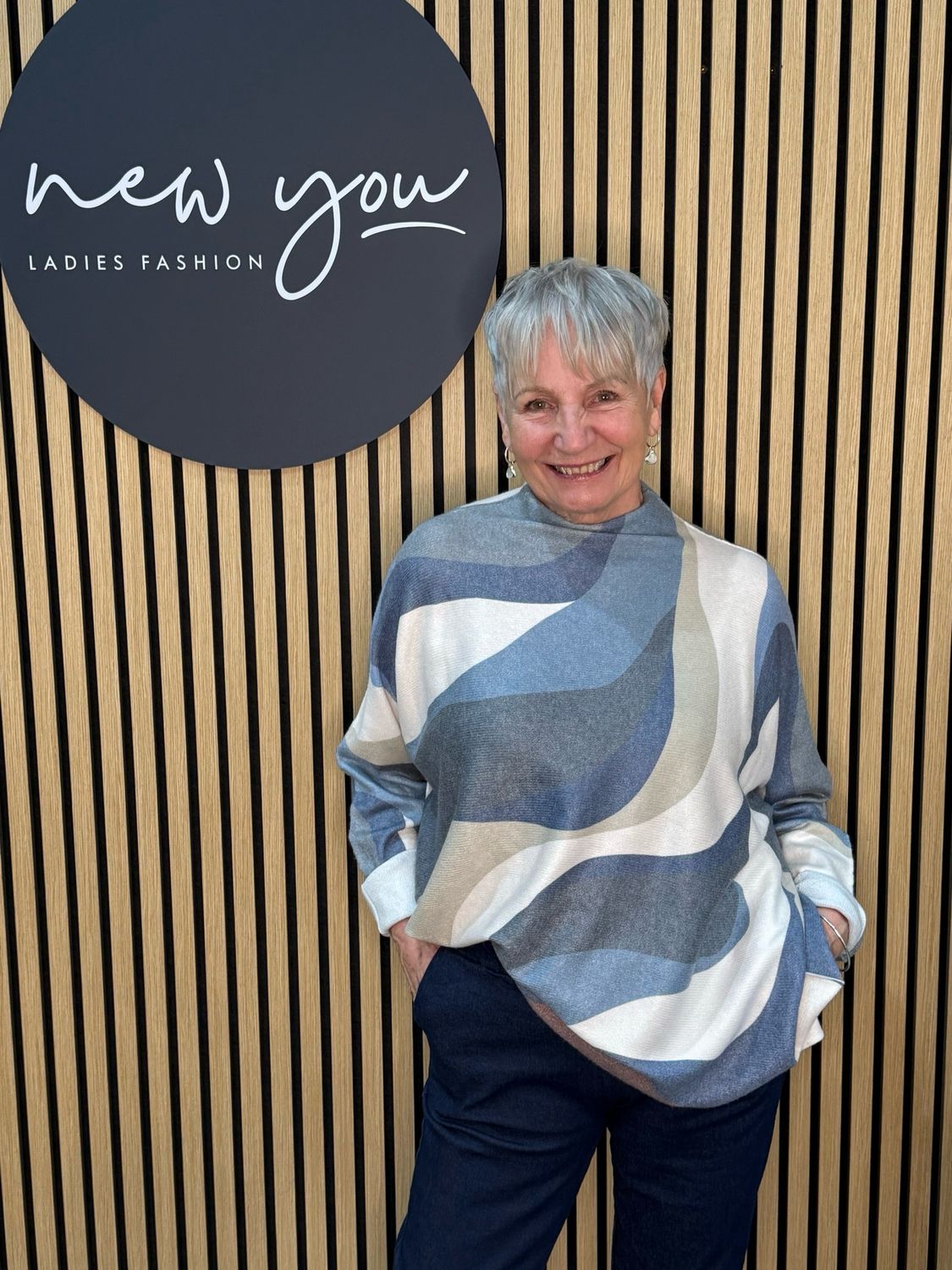 Abstract Wave Print Jumper - Blue