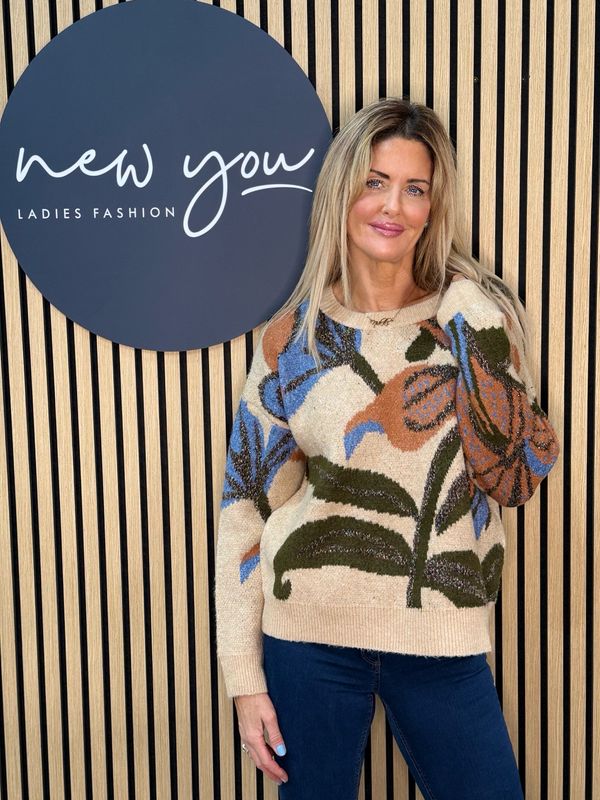 Bold Floral Knit Jumper - Coffee/orange