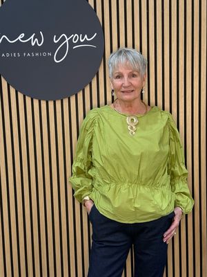 Stella Milani - Ruched Sleeve Cotton Top - Lime