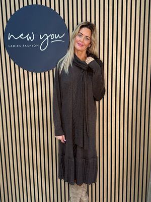 Cable Knit Midi Dress - Brown