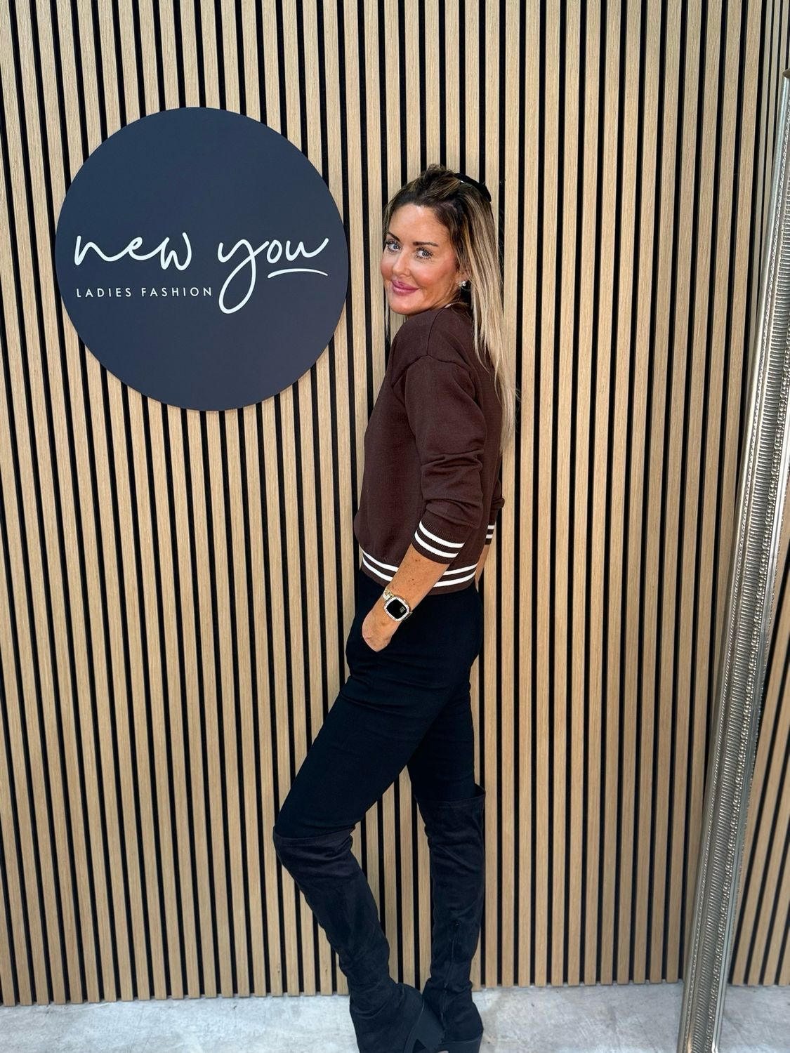 Striped Trim Knit Sweater - Brown