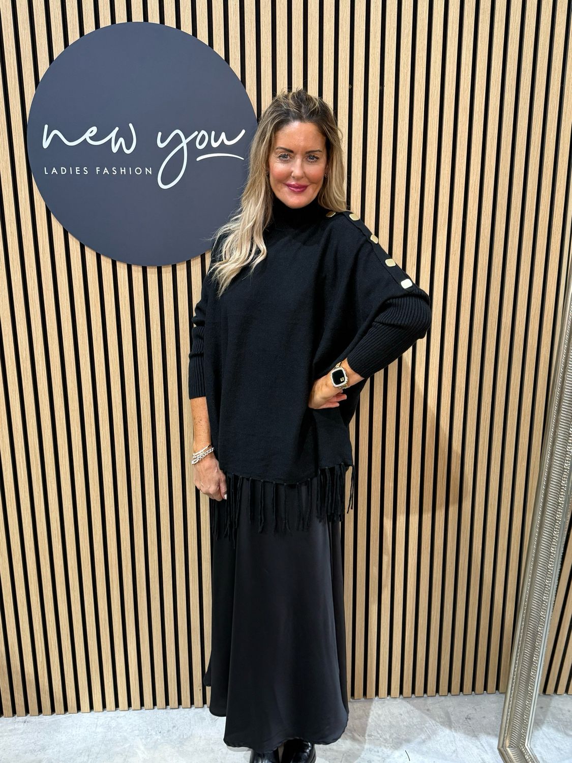 Fringe Knit Poncho - Black