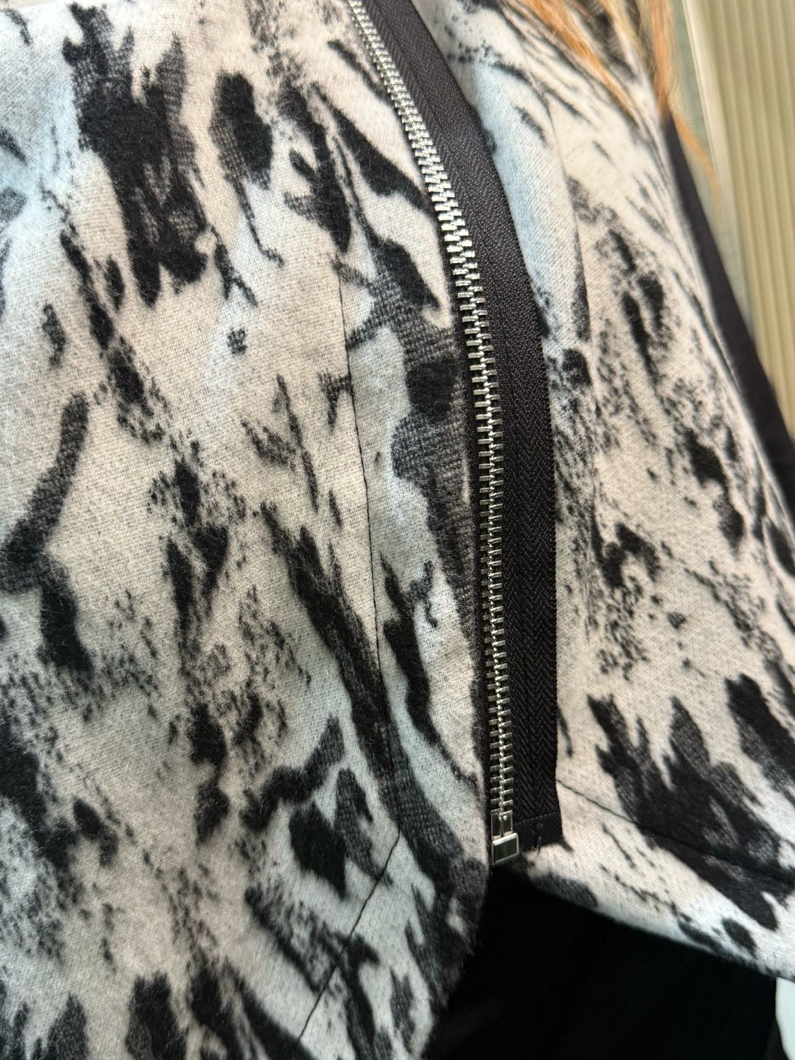 Abstract Print - High Neck Gilet - Black/White