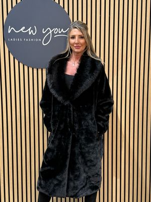 Luxury Faux Fur Longline Coat - Black