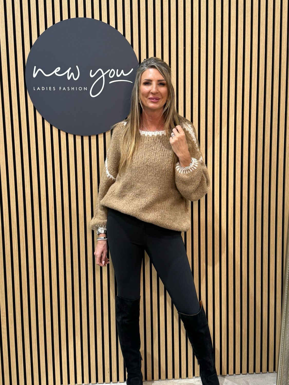 Chunky Contrast Stitch Jumper - Beige